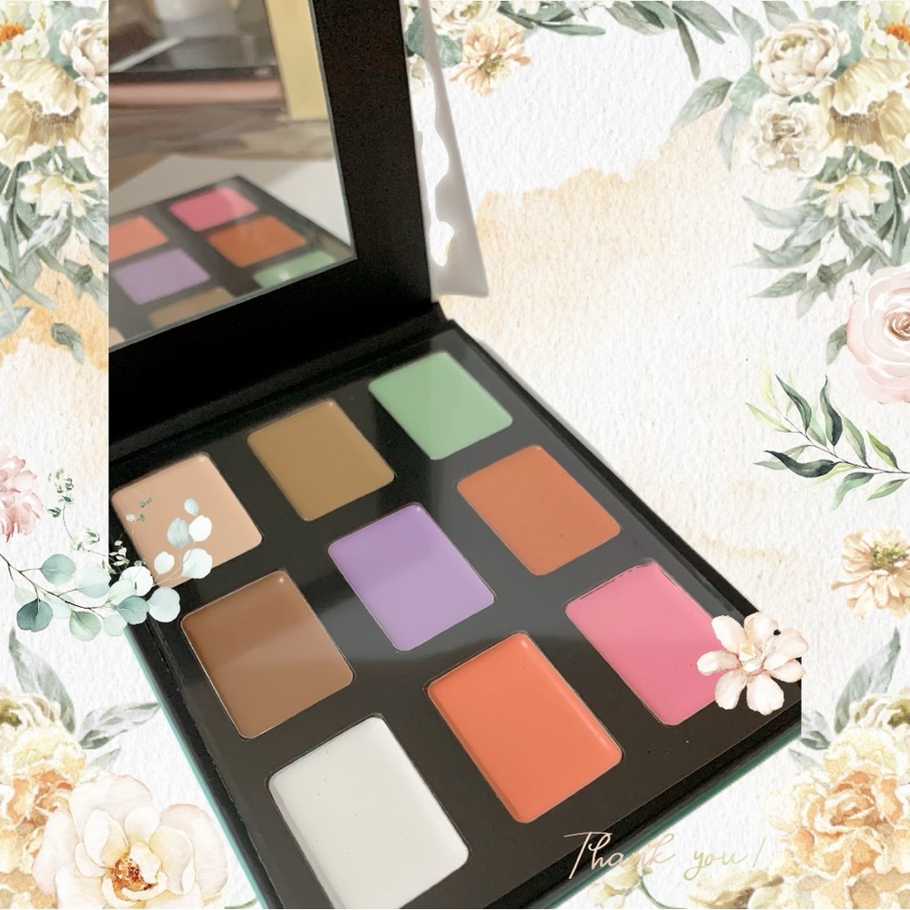 CONCEALER & BLUSH CREAM MATTE PALETTE.